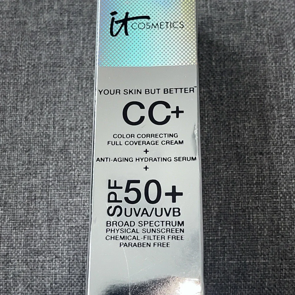 It Cosmetics CC+ Plus Color Correcting Full Coverage Cream Serum Light Anti Ag